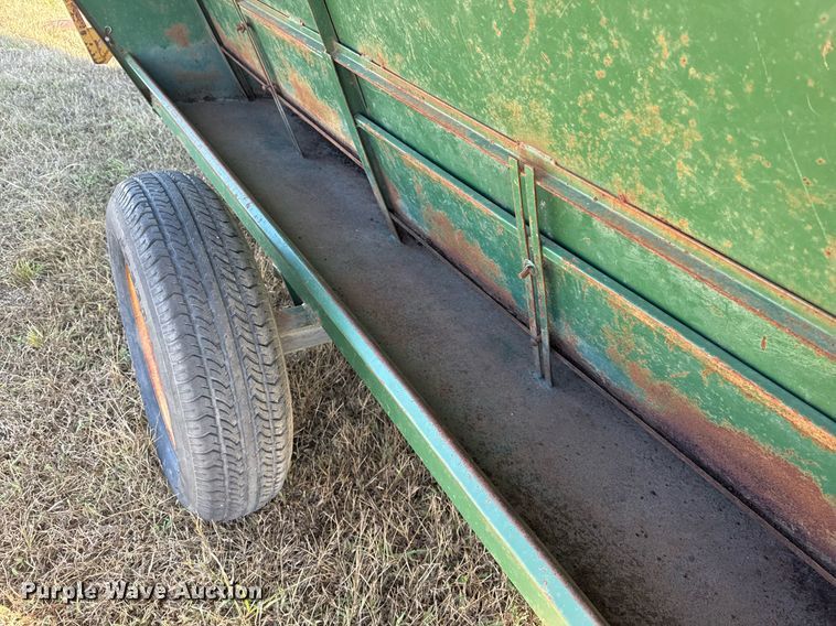 image for item EG7860 King Ag Products creep feeder