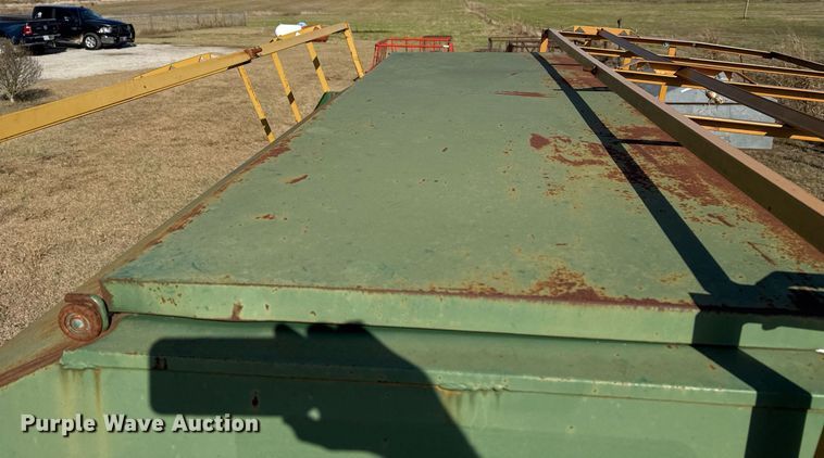 image for item EG7860 King Ag Products creep feeder