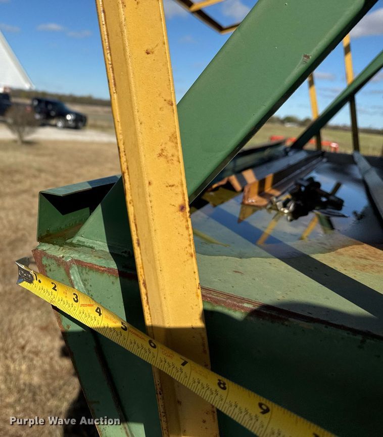 image for item EG7860 King Ag Products creep feeder