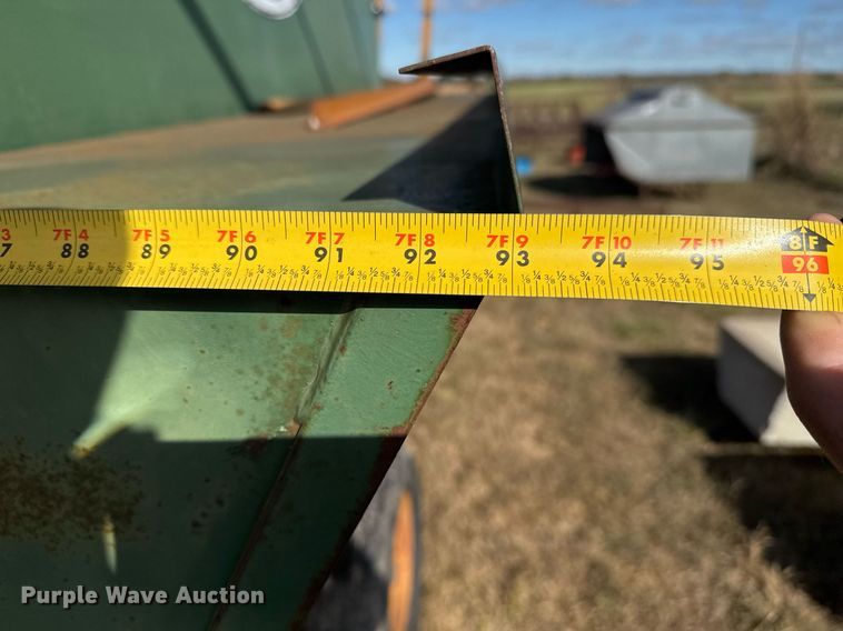 image for item EG7860 King Ag Products creep feeder