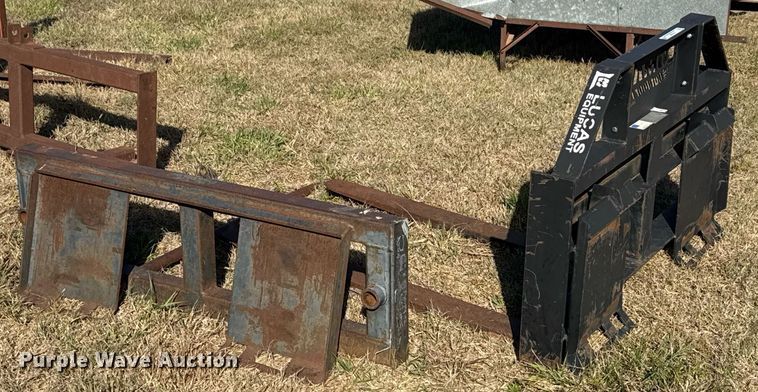 image for item EG7867 Skid steer attachments