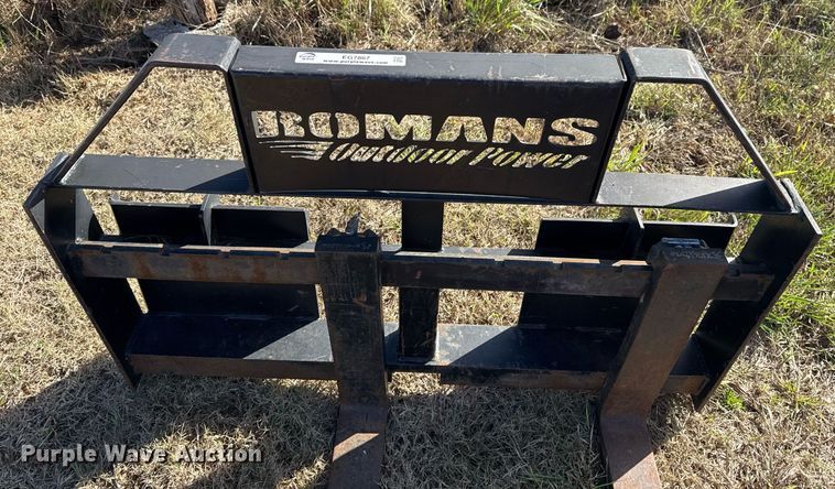 image for item EG7867 Skid steer attachments