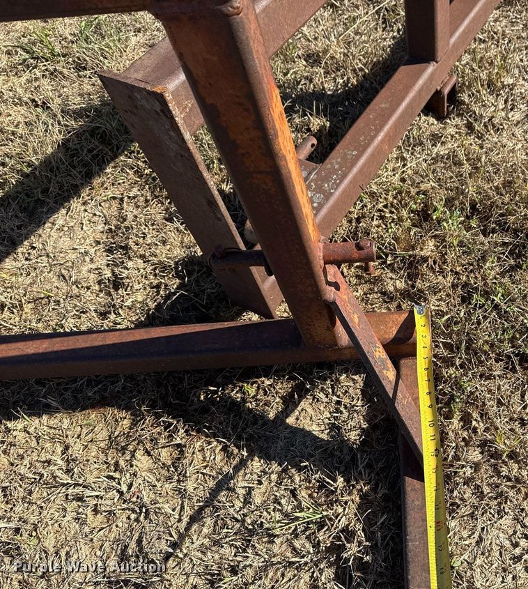 image for item EG7868 (2) shop built bale arms