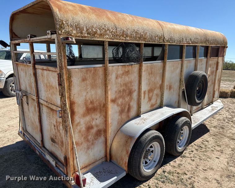 image for item EJ3195 Livestock trailer