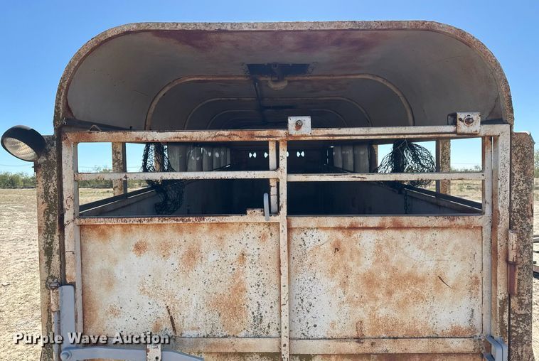 image for item EJ3195 Livestock trailer
