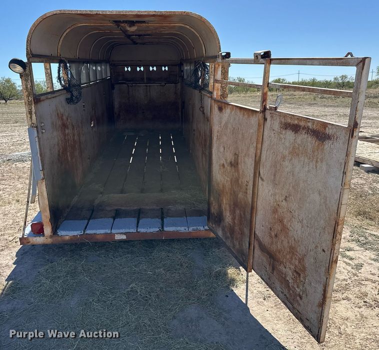 image for item EJ3195 Livestock trailer