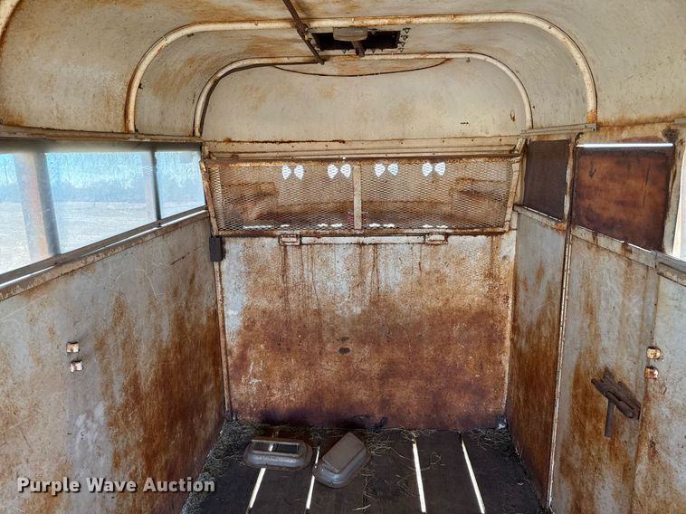 image for item EJ3195 Livestock trailer