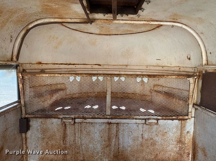 image for item EJ3195 Livestock trailer