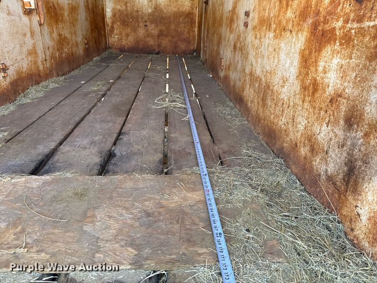 image for item EJ3195 Livestock trailer