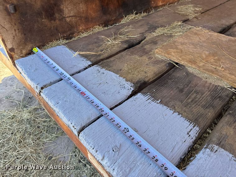 image for item EJ3195 Livestock trailer