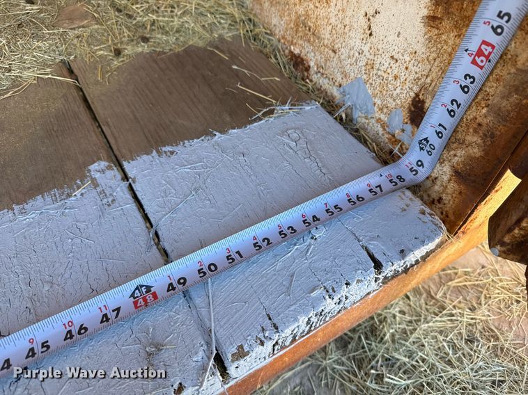 image for item EJ3195 Livestock trailer