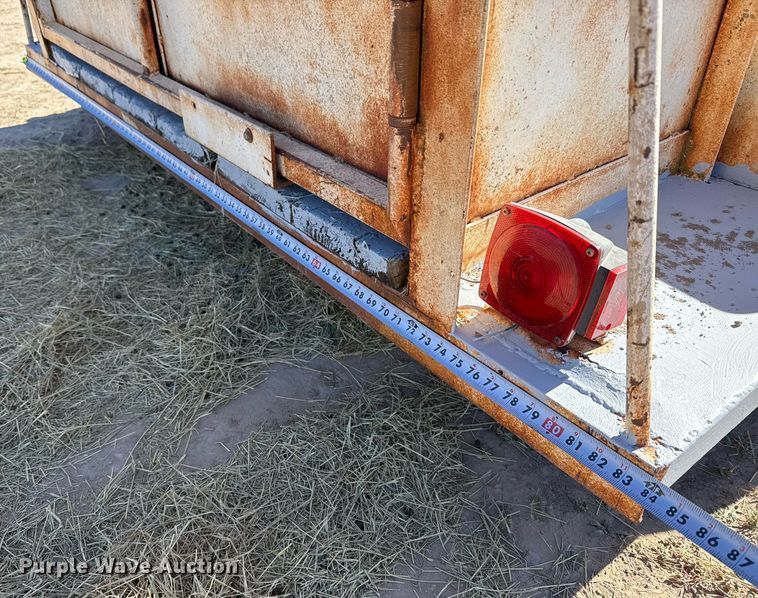 image for item EJ3195 Livestock trailer