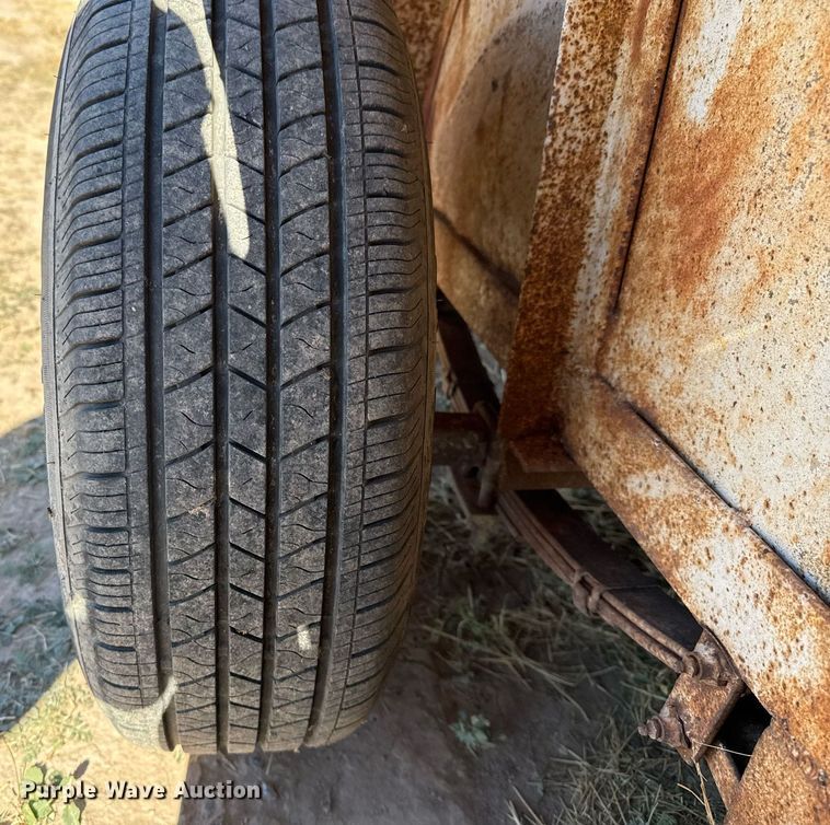 image for item EJ3195 Livestock trailer