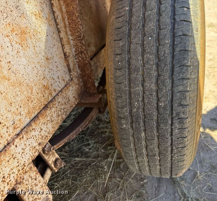 image for item EJ3195 Livestock trailer