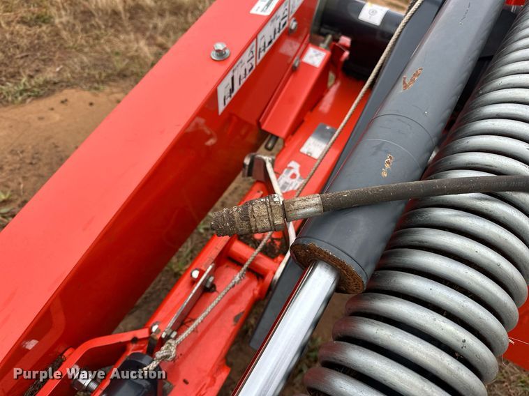 image for item EJ5082 Kubota DM2028 disc mower