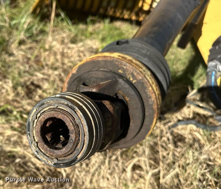 image for item EJ5093 2009 Vermeer 604M round baler