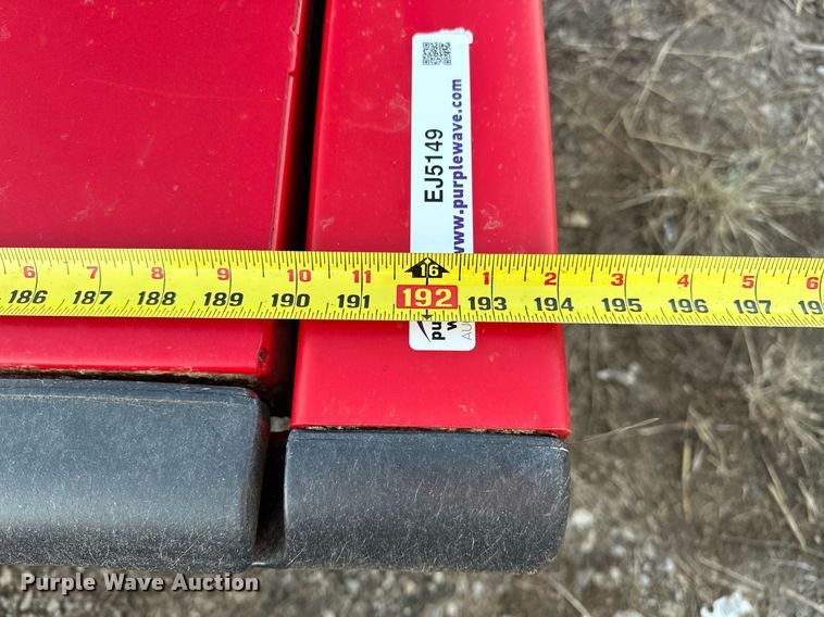 image for item EJ5149 AgCo RazorBar disc windrower head