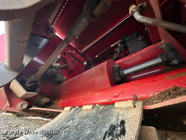 image for item EJ5149 AgCo RazorBar disc windrower head