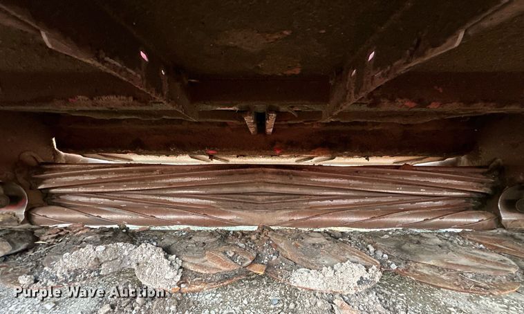 image for item EJ5149 AgCo RazorBar disc windrower head