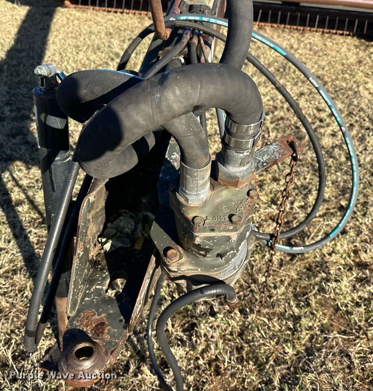 image for item EJ5156 Hesston 1160 swather / windrower