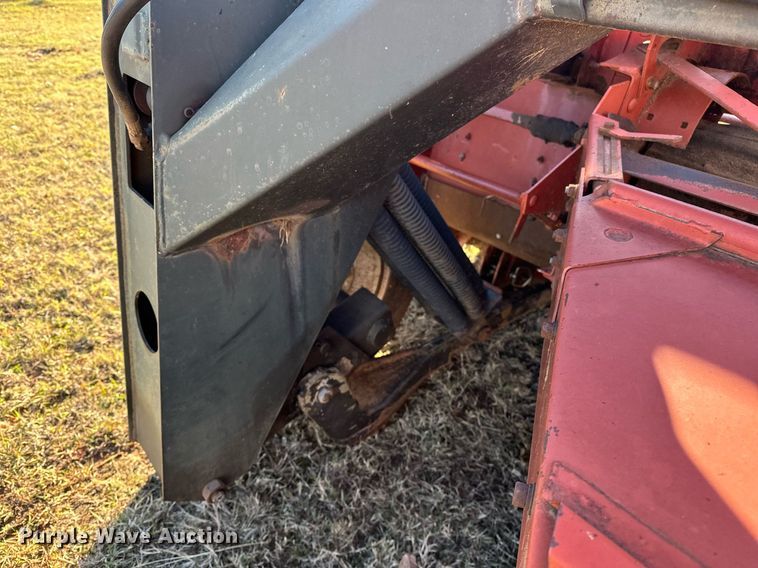 image for item EJ5156 Hesston 1160 swather / windrower