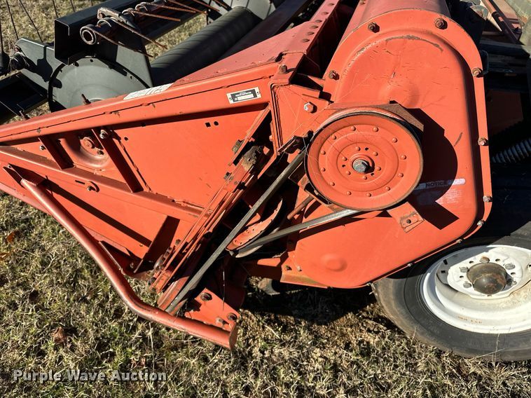image for item EJ5156 Hesston 1160 swather / windrower