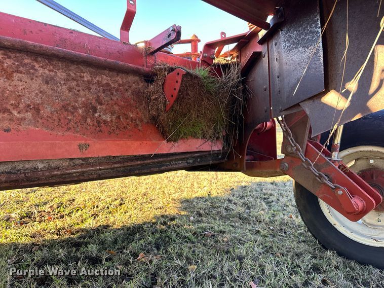 image for item EJ5158 Hesston 1340 disc mower