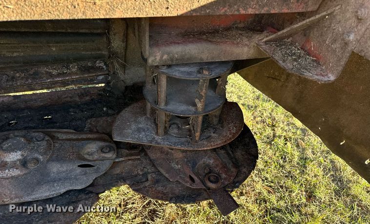 image for item EJ5158 Hesston 1340 disc mower