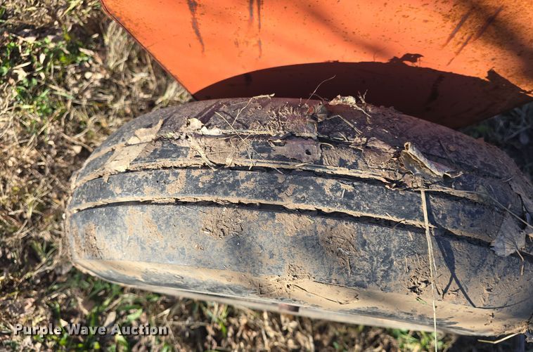 image for item EK2432 Ag equipment 