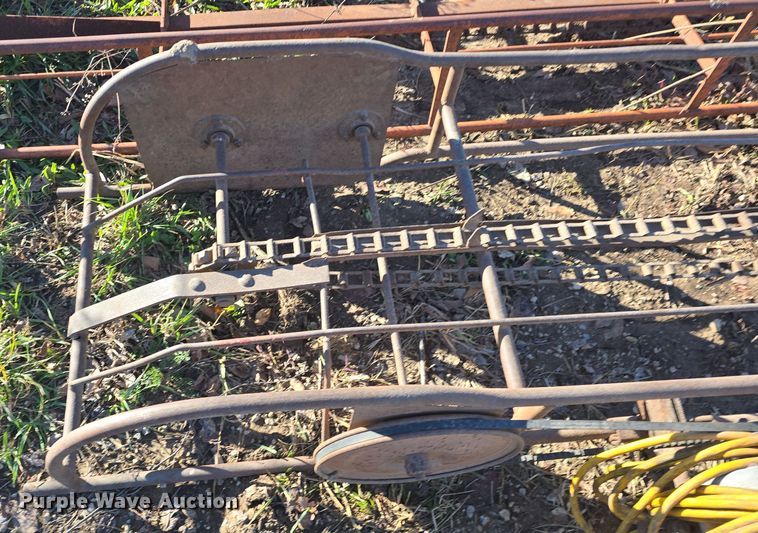 image for item EK2435 (2) square bale conveyors