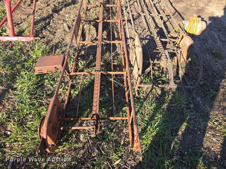 image for item EK2435 (2) square bale conveyors