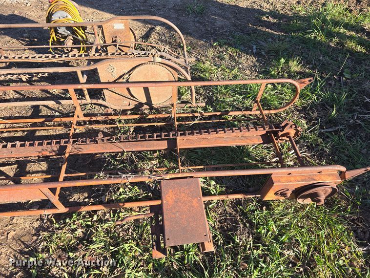 image for item EK2435 (2) square bale conveyors