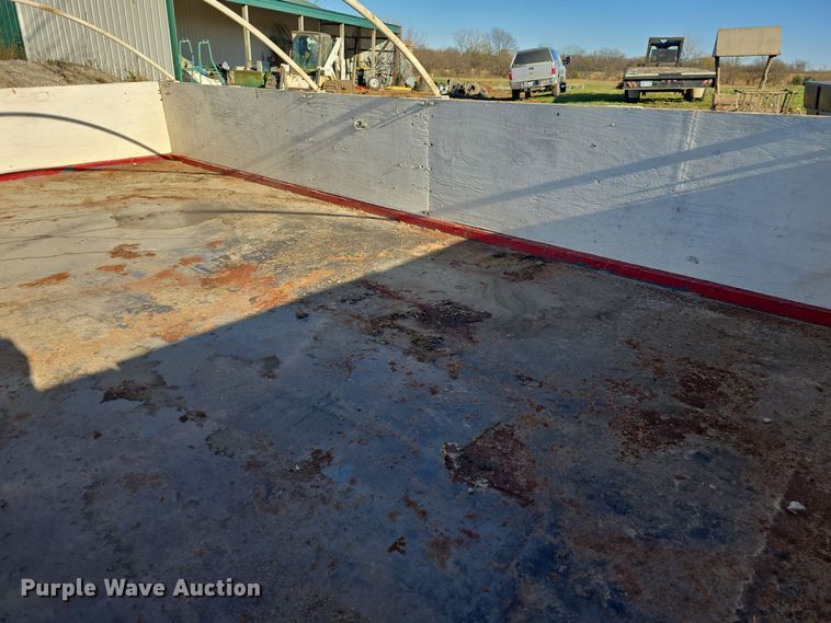 image for item EK2436 Feed wagon