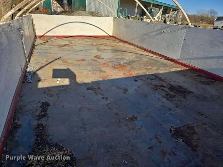 image for item EK2436 Feed wagon