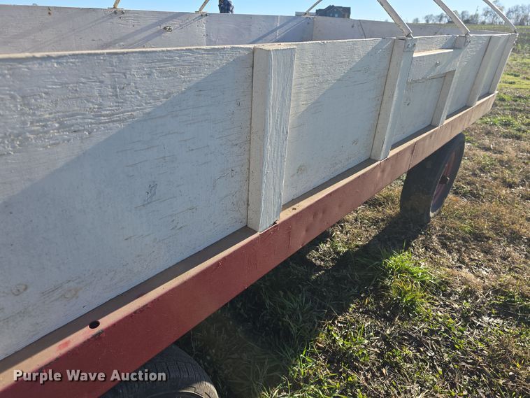 image for item EK2436 Feed wagon