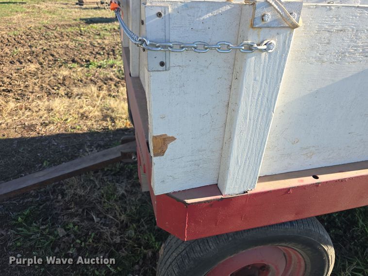 image for item EK2436 Feed wagon