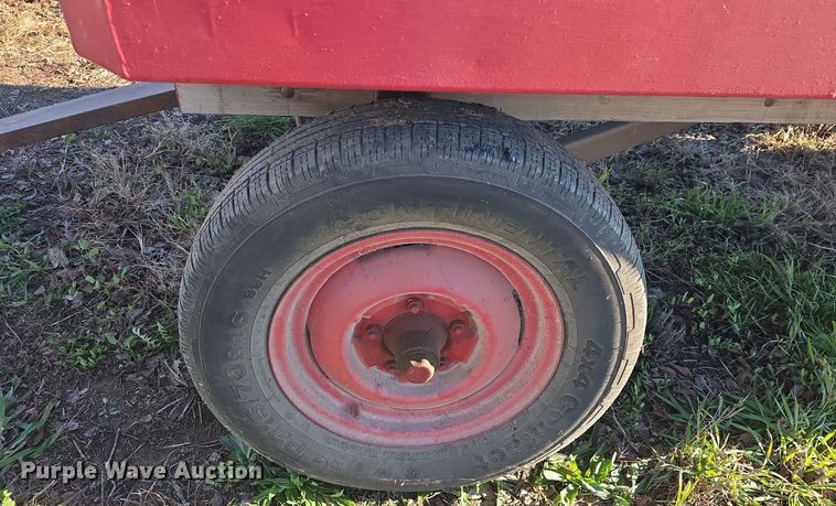 image for item EK2436 Feed wagon