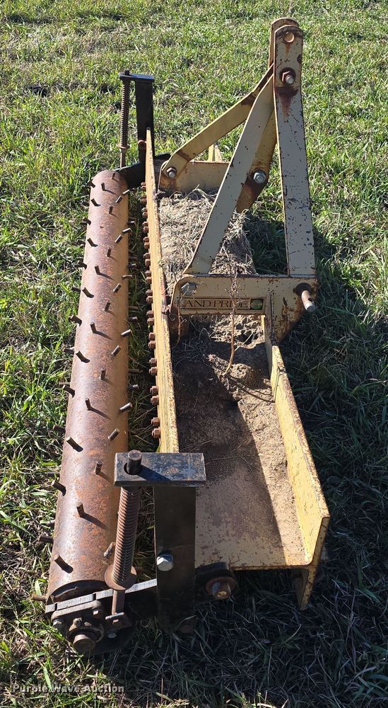 image for item EK2452 Land Pride 1572 soil pulverizer