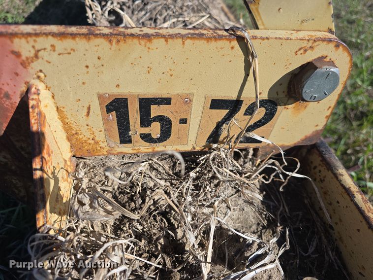 image for item EK2452 Land Pride 1572 soil pulverizer