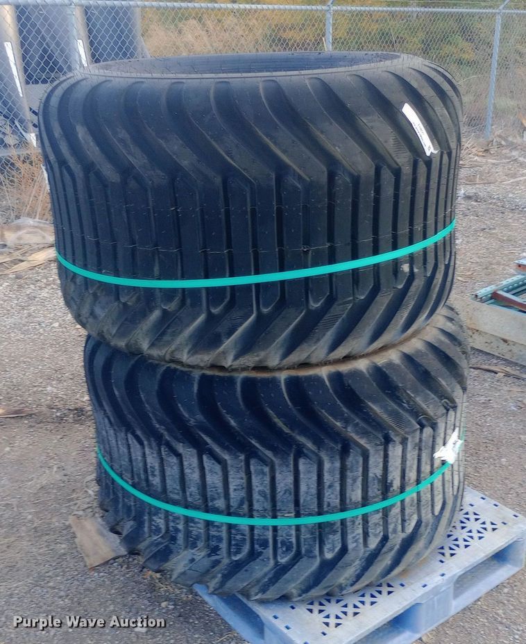 image for item EN8501 (2) Alliance Flotation 328 tires