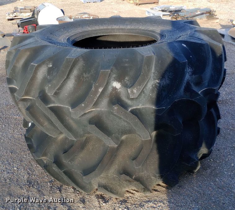 image for item EN8515 (2) Goodyear Dyna-Torque II tires