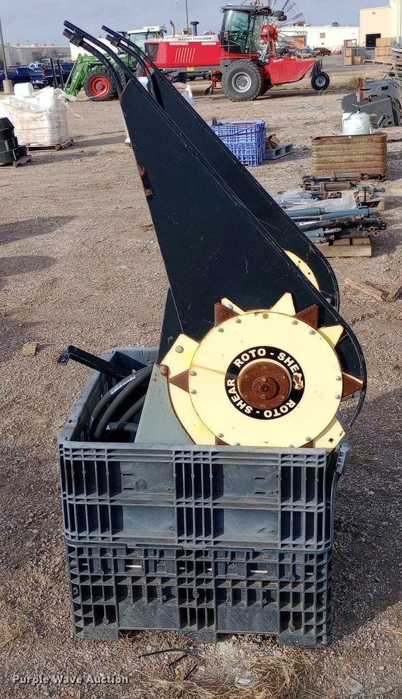 image for item EN8518 Free Form Plastic RotoShear vertical crop cutter