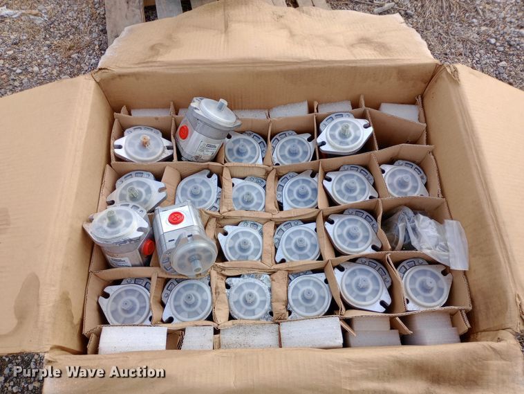 image for item EN8521 Approximately 23 Casappa PLM20.9S5-03S9 hydraulic motors