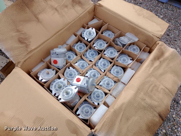 image for item EN8521 Approximately 23 Casappa PLM20.9S5-03S9 hydraulic motors