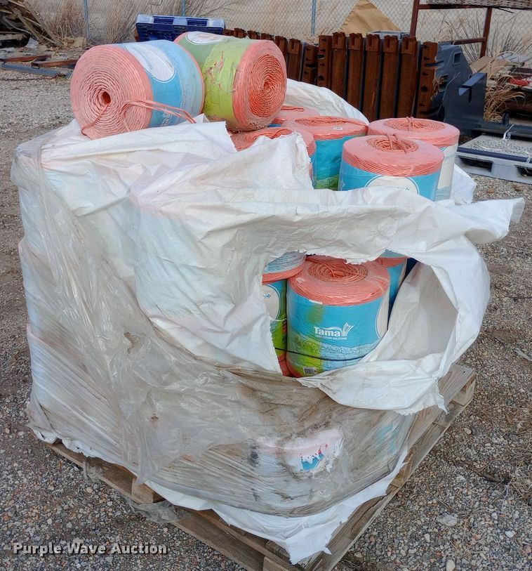 image for item EN8523 Approximately 48 TamaTwine LSB4400/450 twine rolls