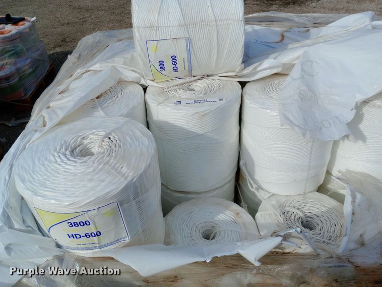 image for item EN8525 Approximately 48 PXL HD-600 twine rolls