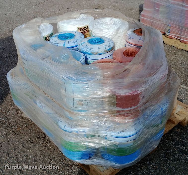 image for item EN8529 Approximately 24 twine rolls