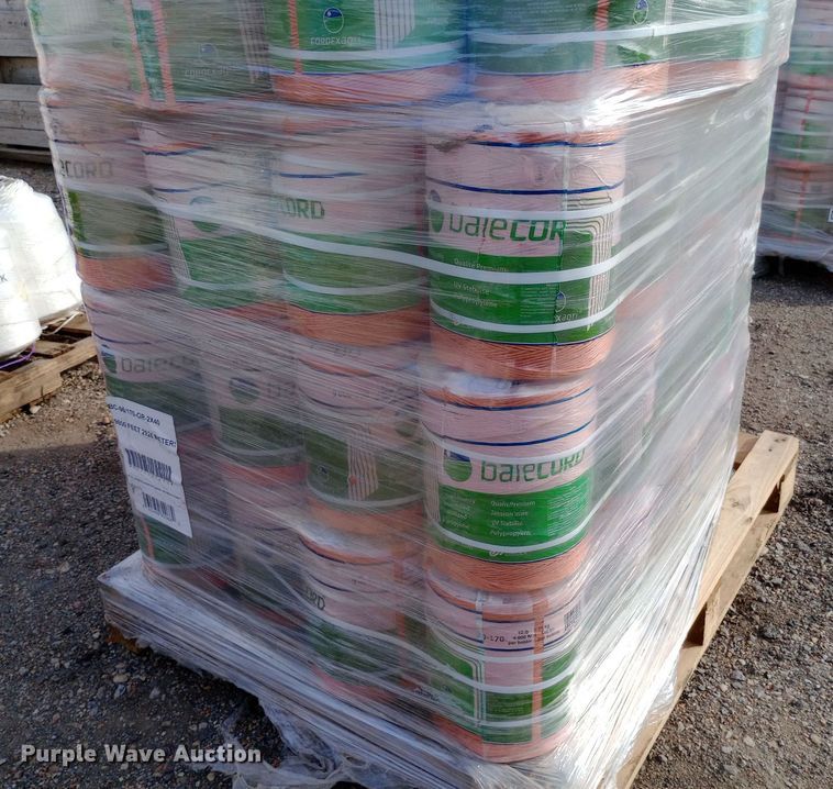 image for item EN8531 Approximately 80 twine rolls