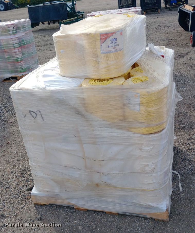 image for item EN8533 Approximately 54 PXL 4000 twine rolls