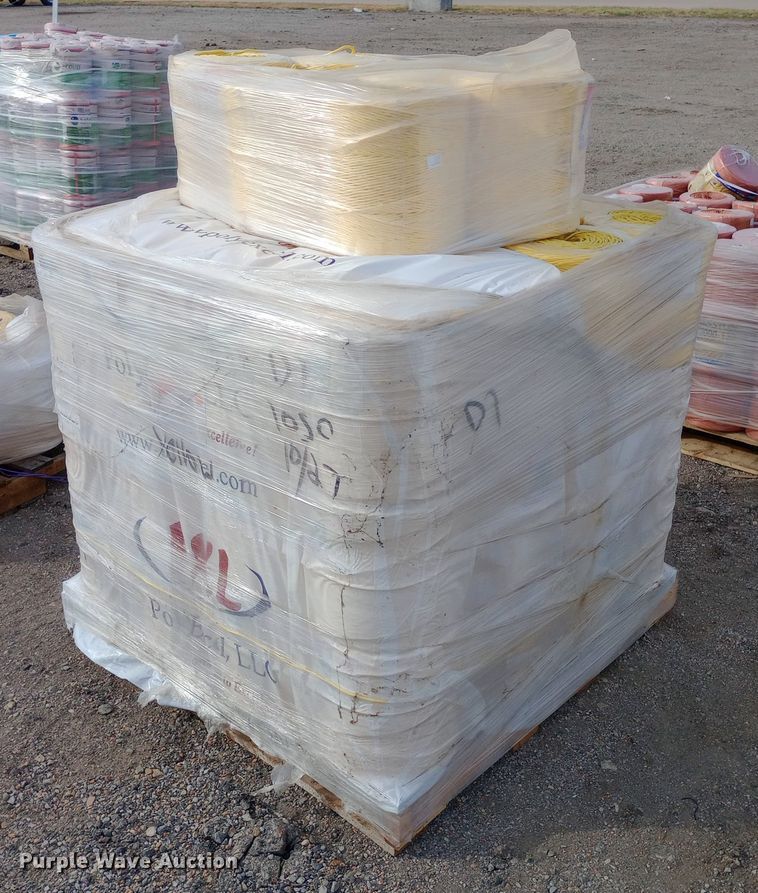 image for item EN8533 Approximately 54 PXL 4000 twine rolls